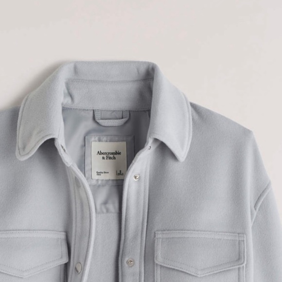 ABERCROMBIE blue cozy shirt jacket - Picture 2 of 6